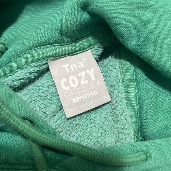 Aritzia TNA cozy fleece hoodie - Picture 2 of 2